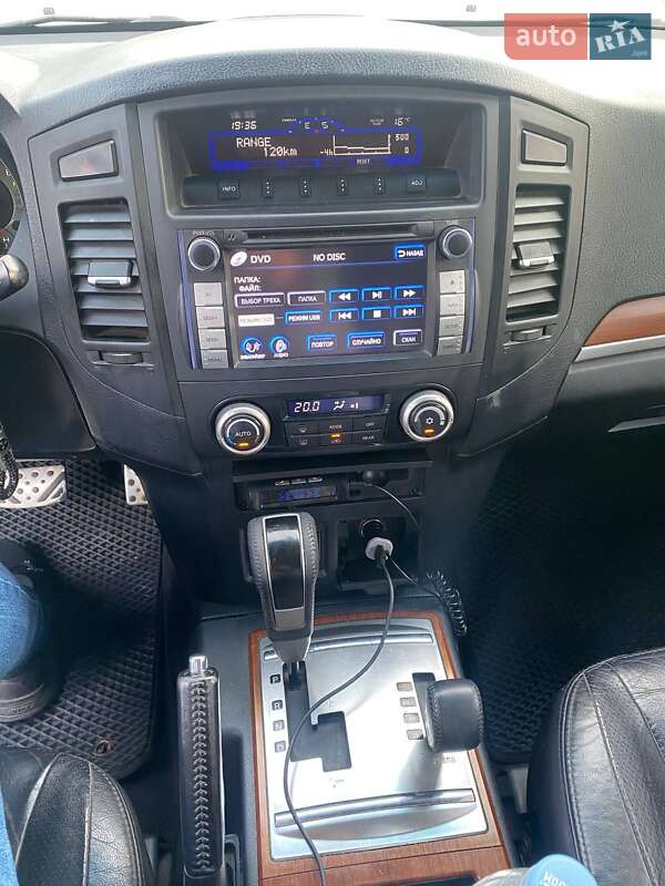 Позашляховик / Кросовер Mitsubishi Pajero 2008 в Шепетівці