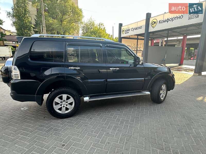 Позашляховик / Кросовер Mitsubishi Pajero 2007 в Хмельницькому