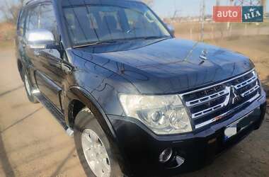 Внедорожник / Кроссовер Mitsubishi Pajero 2007 в Новом Буге