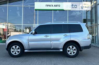 Внедорожник / Кроссовер Mitsubishi Pajero 2008 в Киеве