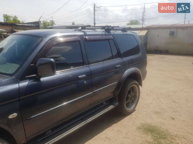 Внедорожник / Кроссовер Mitsubishi Pajero 2008 в Ивано-Франковске