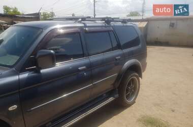 Позашляховик / Кросовер Mitsubishi Pajero 2008 в 