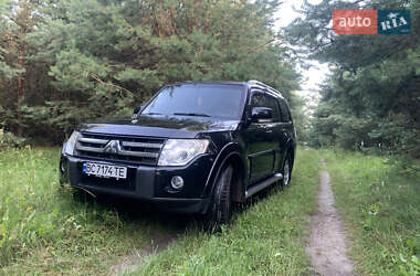 Внедорожник / Кроссовер Mitsubishi Pajero 2007 в Бродах