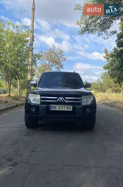 Позашляховик / Кросовер Mitsubishi Pajero 2007 в Миколаєві