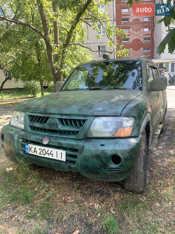 Внедорожник / Кроссовер Mitsubishi Pajero 2006 в Киеве