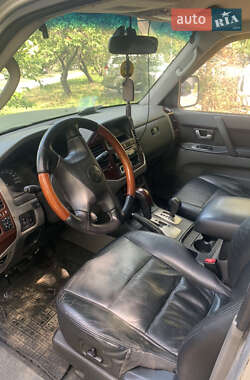 Внедорожник / Кроссовер Mitsubishi Pajero 2006 в 