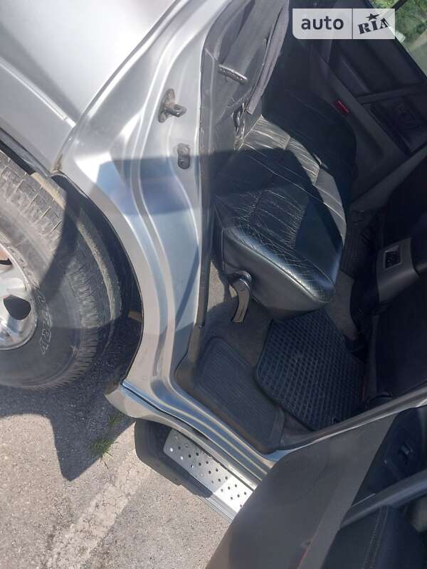 Внедорожник / Кроссовер Mitsubishi Pajero 2001 в Сколе фото 5 Внедорожник / Кроссовер Mitsubishi Pajero 2001 в Сколе