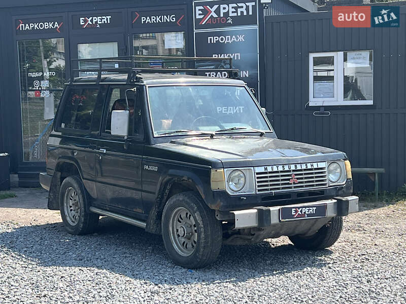 Внедорожник / Кроссовер Mitsubishi Pajero 1988 в Львове