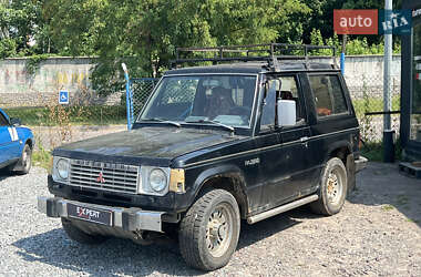 Внедорожник / Кроссовер Mitsubishi Pajero 1988 в Львове