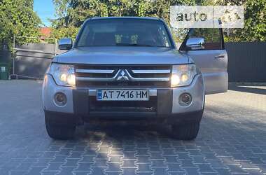 Внедорожник / Кроссовер Mitsubishi Pajero 2007 в Коломые