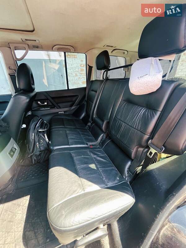 Внедорожник / Кроссовер Mitsubishi Pajero 2006 в Киеве фото 31 Внедорожник / Кроссовер Mitsubishi Pajero 2006 в Киеве
