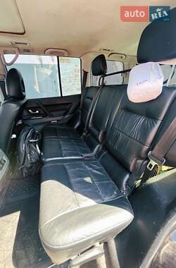 Внедорожник / Кроссовер Mitsubishi Pajero 2006 в 