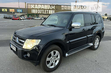 Внедорожник / Кроссовер Mitsubishi Pajero 2007 в Киеве