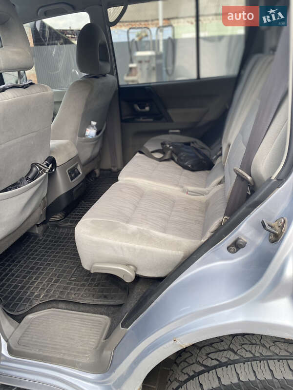 Позашляховик / Кросовер Mitsubishi Pajero 2005 в Малині фото 13 Позашляховик / Кросовер Mitsubishi Pajero 2005 в Малині