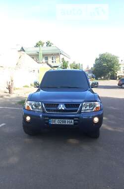 Позашляховик / Кросовер Mitsubishi Pajero 2006 в Миколаєві