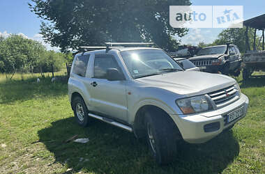 Позашляховик / Кросовер Mitsubishi Pajero 2001 в Тячеві