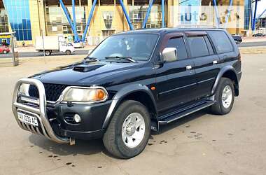 Позашляховик / Кросовер Mitsubishi Pajero 2001 в Харкові