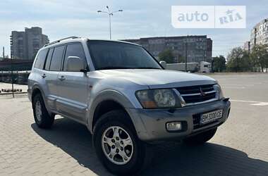 Позашляховик / Кросовер Mitsubishi Pajero 2002 в Сумах