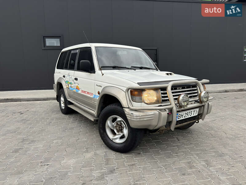 Позашляховик / Кросовер Mitsubishi Pajero 1995 в Одесі