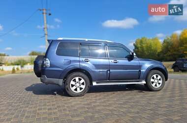 Внедорожник / Кроссовер Mitsubishi Pajero 2007 в Диканьке