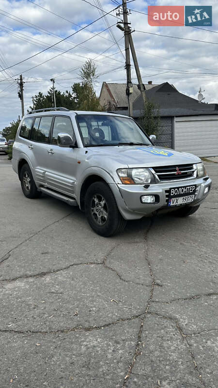 Внедорожник / Кроссовер Mitsubishi Pajero 2000 в Днепре