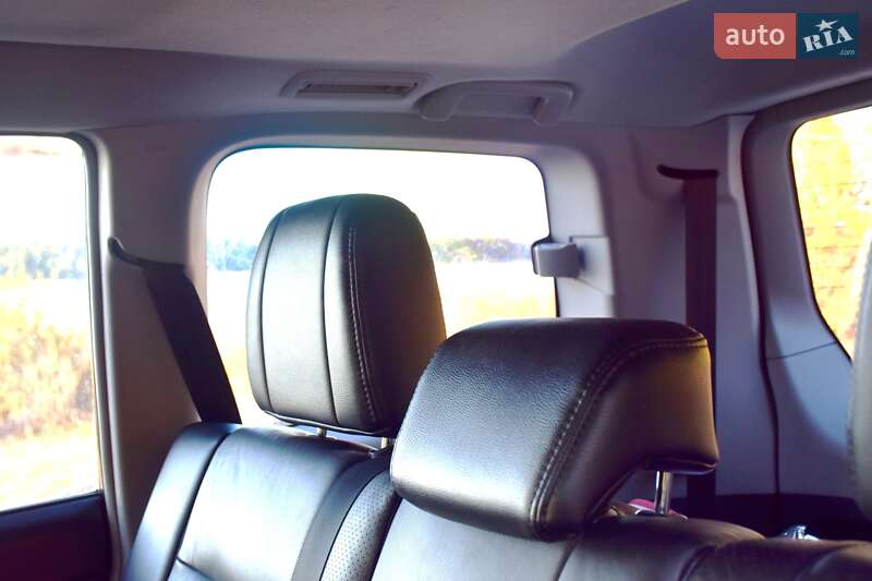 Внедорожник / Кроссовер Mitsubishi Pajero 2007 в Рокитном