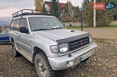 Позашляховик / Кросовер Mitsubishi Pajero 1999 в Хусті