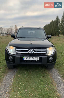 Внедорожник / Кроссовер Mitsubishi Pajero 2007 в Бродах