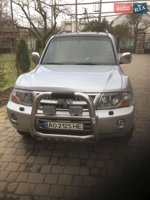 Внедорожник / Кроссовер Mitsubishi Pajero 2005 в Ужгороде фото 7 Внедорожник / Кроссовер Mitsubishi Pajero 2005 в Ужгороде