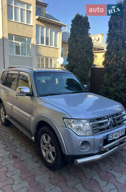 Позашляховик / Кросовер Mitsubishi Pajero 2007 в Чернівцях