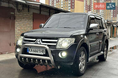 Позашляховик / Кросовер Mitsubishi Pajero 2007 в Києві