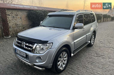 Внедорожник / Кроссовер Mitsubishi Pajero 2010 в Черновцах