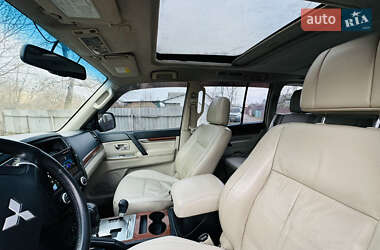 Внедорожник / Кроссовер Mitsubishi Pajero 2007 в Харькове