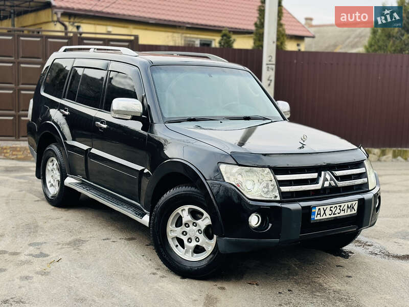 Внедорожник / Кроссовер Mitsubishi Pajero 2007 в Харькове