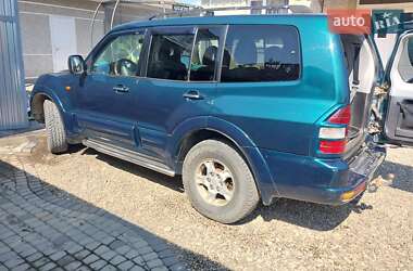 Позашляховик / Кросовер Mitsubishi Pajero 2000 в Косові