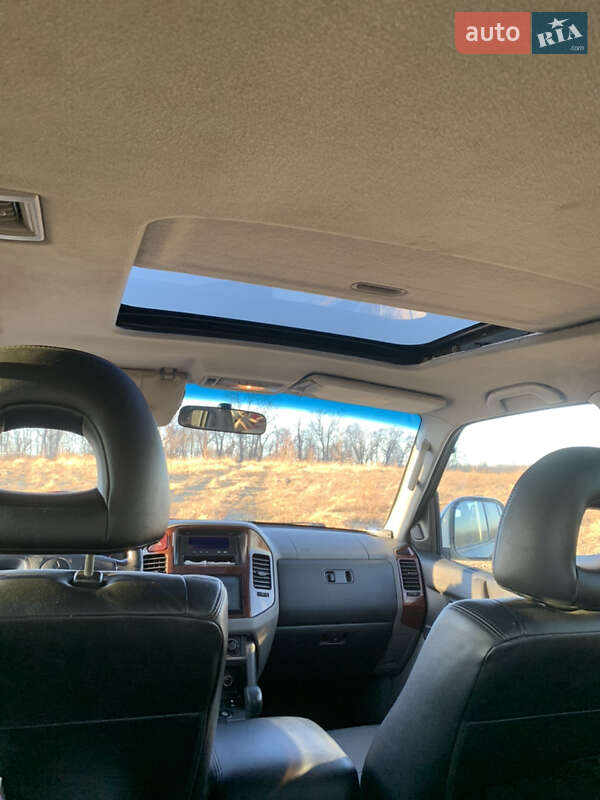 Внедорожник / Кроссовер Mitsubishi Pajero 2006 в Киеве фото 13 Внедорожник / Кроссовер Mitsubishi Pajero 2006 в Киеве