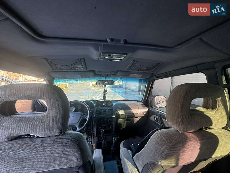 Внедорожник / Кроссовер Mitsubishi Pajero 1997 в Путиле