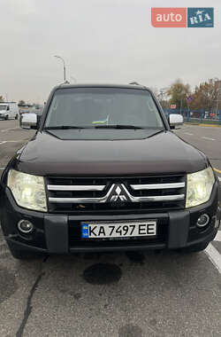 Позашляховик / Кросовер Mitsubishi Pajero 2008 в Києві