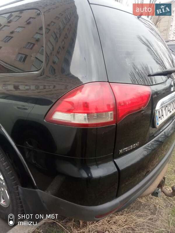Позашляховик / Кросовер Mitsubishi Pajero 2014 в Києві
