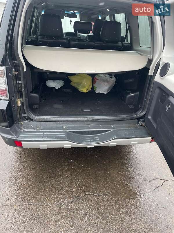 Внедорожник / Кроссовер Mitsubishi Pajero 2008 в Заболотове