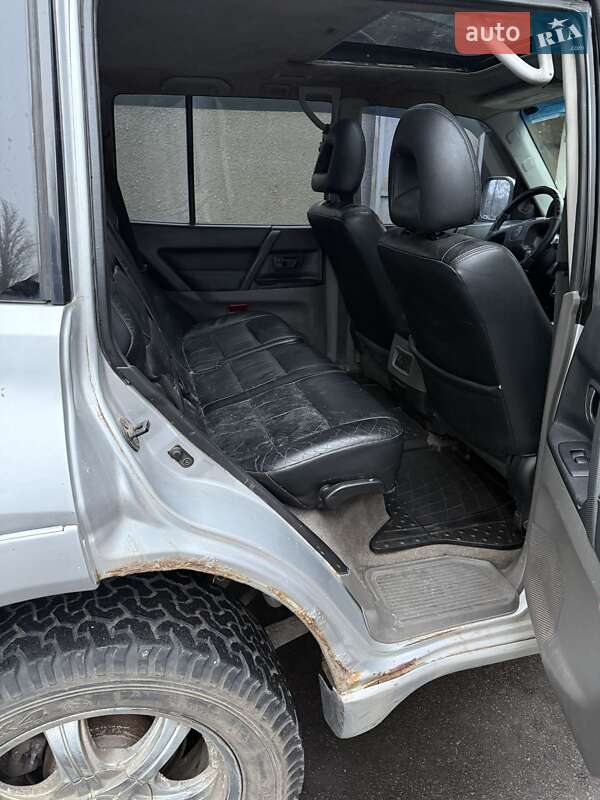 Позашляховик / Кросовер Mitsubishi Pajero 2000 в Одесі
