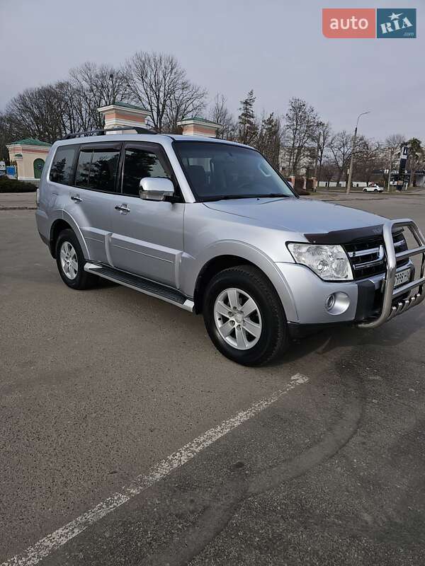 Позашляховик / Кросовер Mitsubishi Pajero 2008 в Білій Церкві