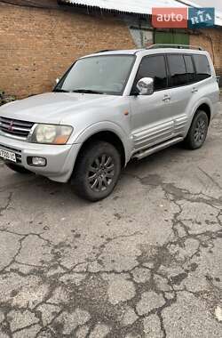 Внедорожник / Кроссовер Mitsubishi Pajero 2002 в Гайсине