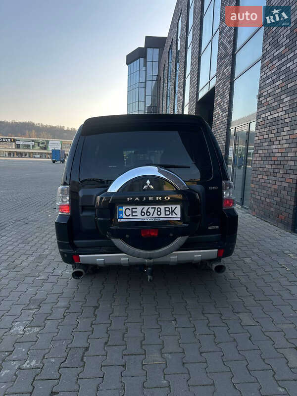 Внедорожник / Кроссовер Mitsubishi Pajero 2008 в Черновцах
