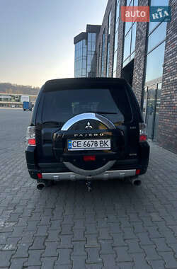 Позашляховик / Кросовер Mitsubishi Pajero 2008 в 