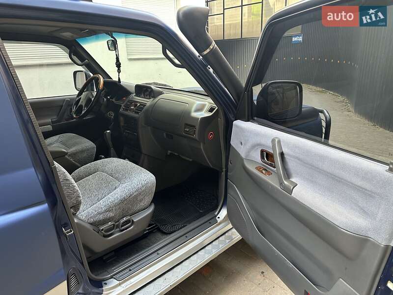 Внедорожник / Кроссовер Mitsubishi Pajero 1997 в Черновцах фото 8 Внедорожник / Кроссовер Mitsubishi Pajero 1997 в Черновцах