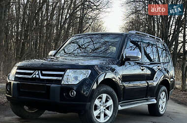 Внедорожник / Кроссовер Mitsubishi Pajero 2007 в Виннице