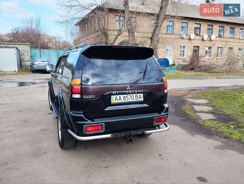 Внедорожник / Кроссовер Mitsubishi Pajero 2000 в Киеве