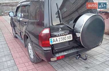 Внедорожник / Кроссовер Mitsubishi Pajero 2006 в 