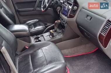 Внедорожник / Кроссовер Mitsubishi Pajero 2006 в 